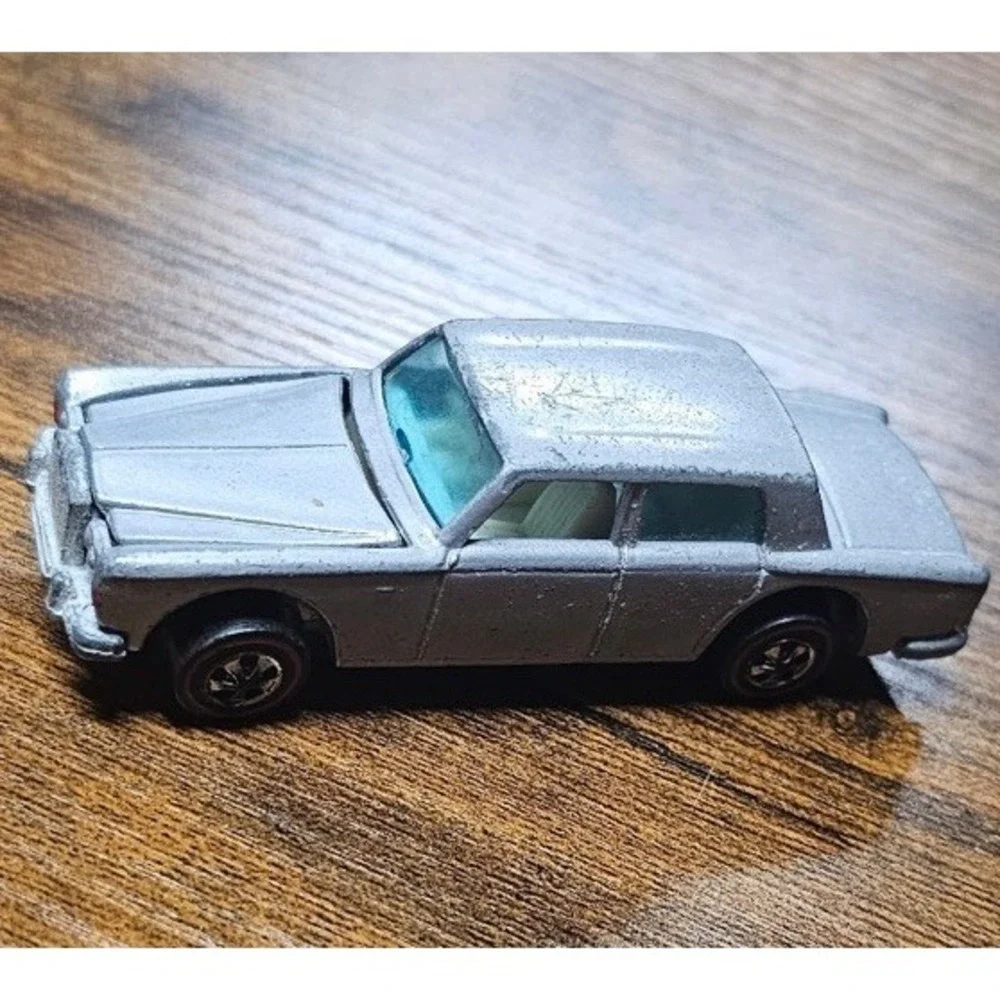 1969 Mattel Inc USA Hot Wheels Redline Rolls Royce Silver Shadow Gray Enamel